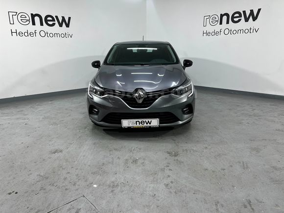 HEDEF RENAULT'DAN 0,99 KREDİ 2023 CLİO TOUCH MANUEL % 20