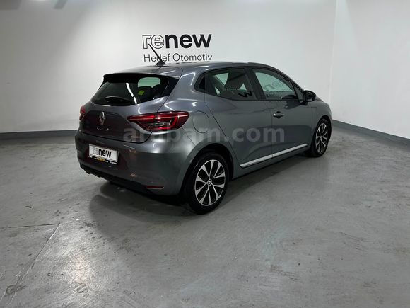 HEDEF RENAULT'DAN 0,99 KREDİ 2023 CLİO TOUCH MANUEL % 20