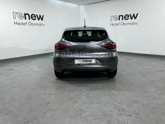 HEDEF RENAULT'DAN 0,99 KREDİ 2023 CLİO TOUCH MANUEL % 20