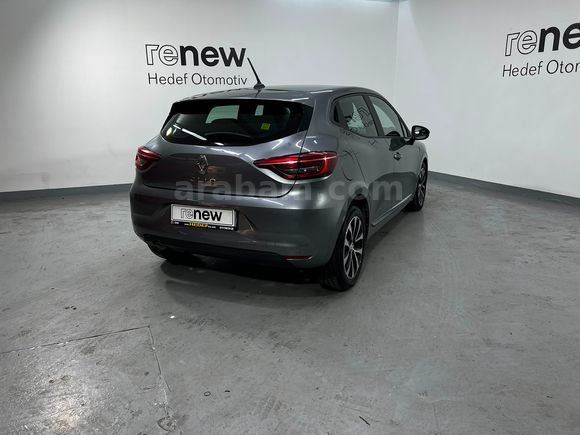HEDEF RENAULT'DAN 0,99 KREDİ 2023 CLİO TOUCH MANUEL % 20