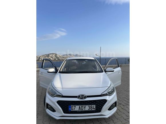 HEMŞİREDEN 2018 KAZASIZ OTOMATİK i20 / HASAR KAYITSIZ