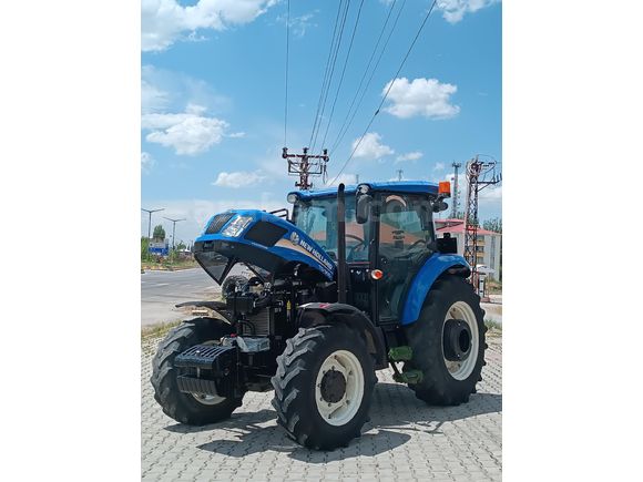 Galeriden New Holland TD90D Muş