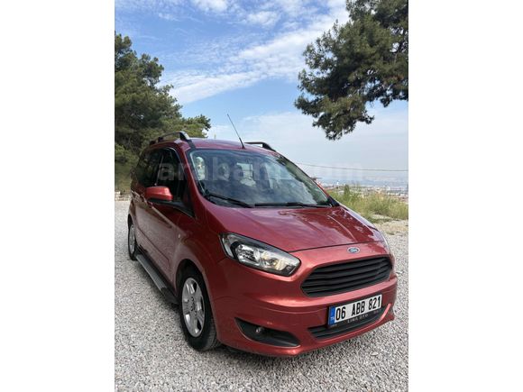 Sahibinden Ford Tourneo Courier 1.5 TDCi Delux 2018 Model İzmir 140.000 km Kırmızı