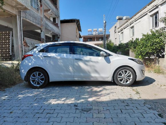 Sahibinden Hyundai i30 1.6 CRDi Elite 2013 Model