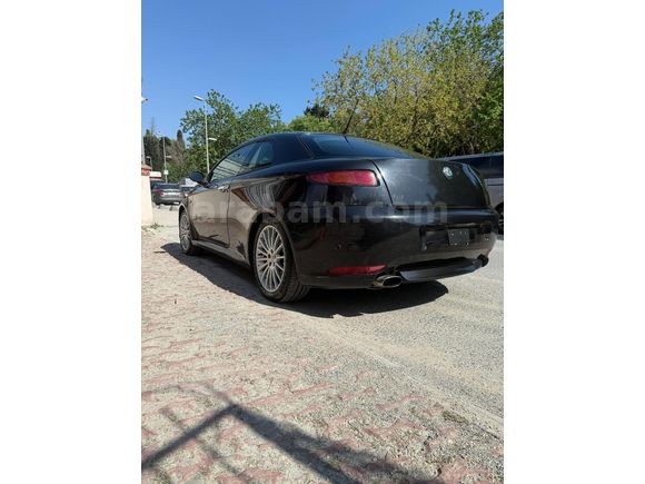 Sahibinden Alfa Romeo GT 2.0 JTS Distinctive 2006 Model