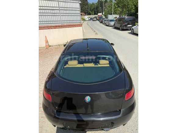 Sahibinden Alfa Romeo GT 2.0 JTS Distinctive 2006 Model