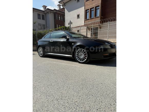Sahibinden Alfa Romeo GT 2.0 JTS Distinctive 2006 Model
