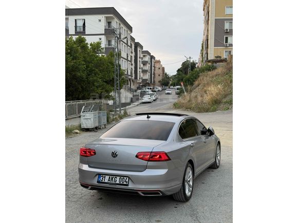 Pazarlıksız Sahibinden Volkswagen Passat 1.5 TSi Elegance 2022 Model 