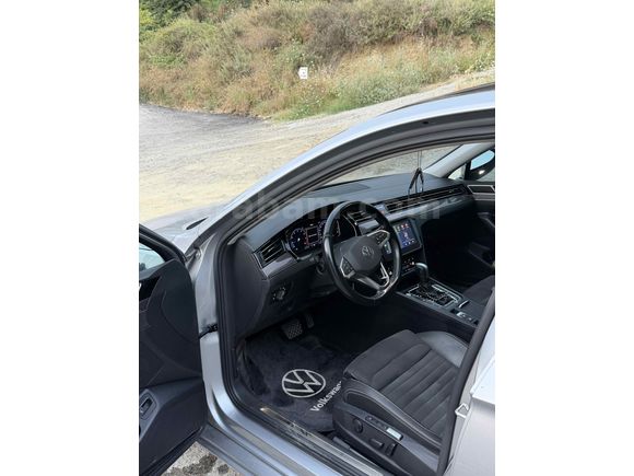Pazarlıksız Sahibinden Volkswagen Passat 1.5 TSi Elegance 2022 Model 