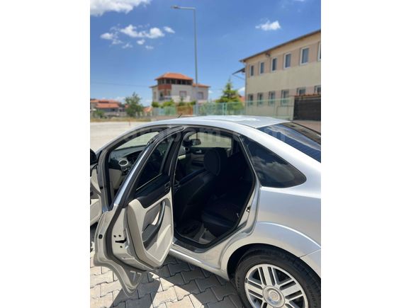Sahibinden Ford Focus 1.6 TDCi Ghia 2007 Model 