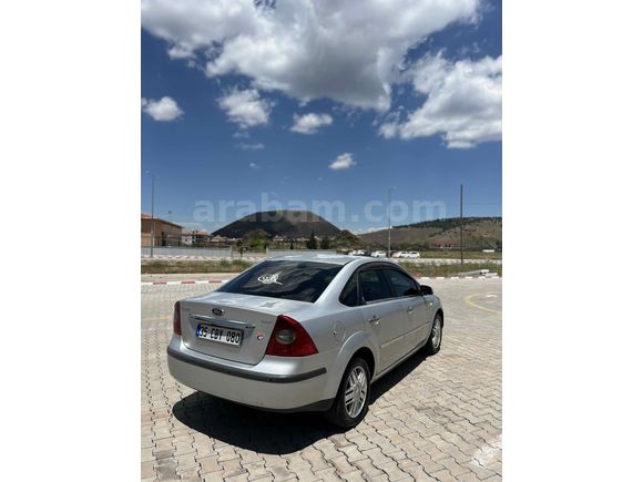 Sahibinden Ford Focus 1.6 TDCi Ghia 2007 Model 
