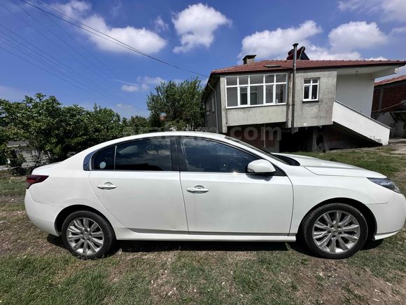 Sahibinden Renault Latitude 1.5 dCi Expression 2013 Model 