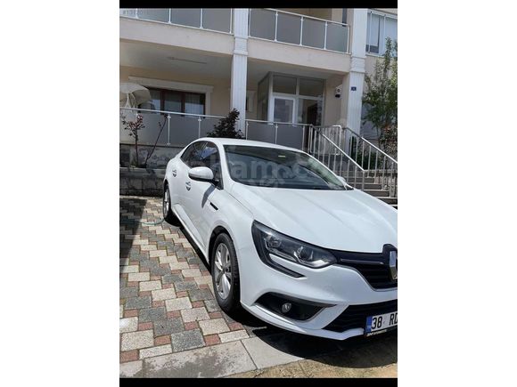 Sahibinden Renault Megane 1.3 TCe Touch 2020 Model 