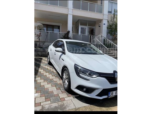 Sahibinden Renault Megane 1.3 TCe Touch 2020 Model 