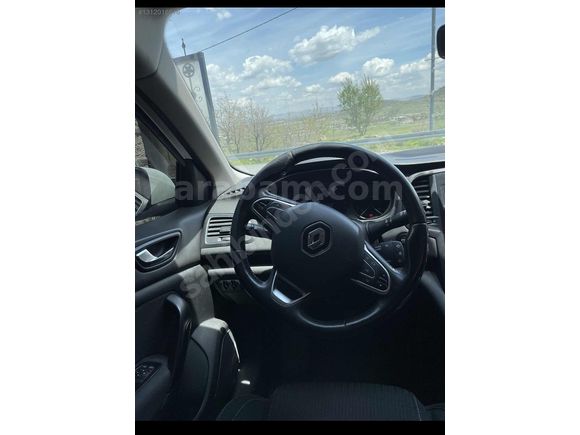 Sahibinden Renault Megane 1.3 TCe Touch 2020 Model 