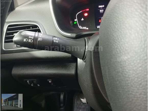 HEDEF RENAULT'DAN 0,99 KREDİ 2023 MEGANE TOUCH 1.3 TCE EDC