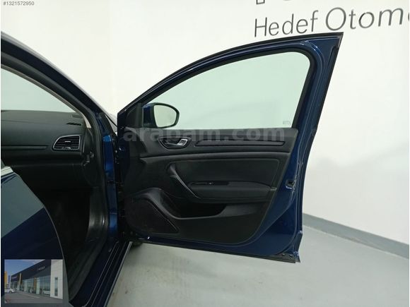 HEDEF RENAULT'DAN 0,99 KREDİ 2023 MEGANE TOUCH 1.3 TCE EDC