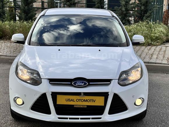 FORD FOCUS 1.6 TİTANİUM SMART PAKET HATASIZ BOYASIZ HASAR KAYITSIZ 