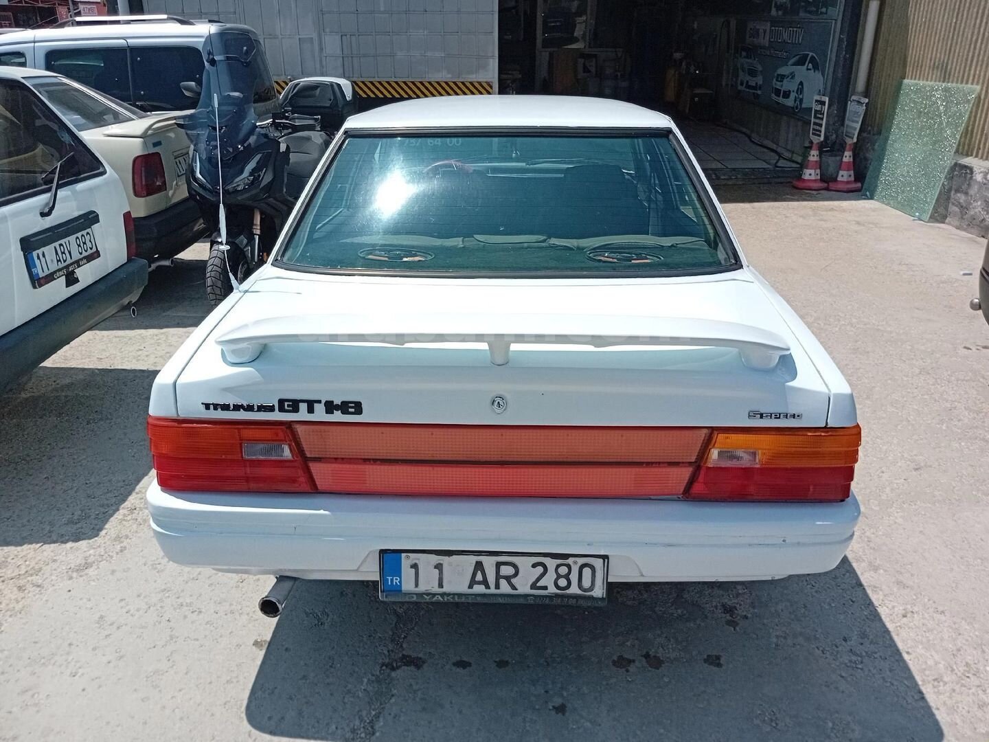 Galeriden Ford Taunus 1.6 GT 1991 Model Bilecik 350.000 km Beyaz 6