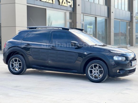 BOYASİZ HATASIZ C4 Cactus OTOMATİK 1.2 PureTech Feel 2017 Model  100.000 km