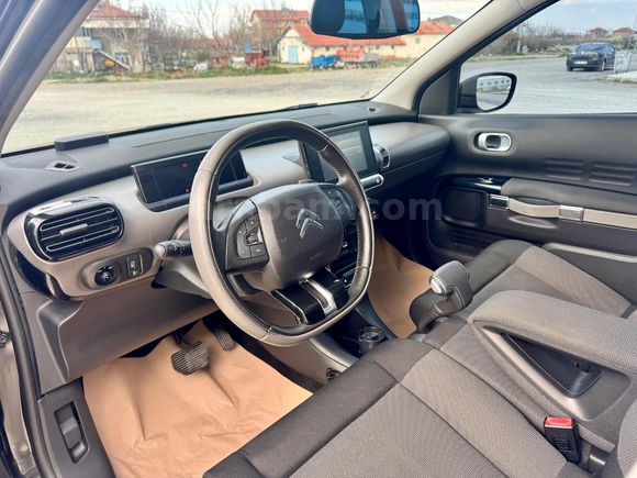 BOYASİZ HATASIZ C4 Cactus OTOMATİK 1.2 PureTech Feel 2017 Model  100.000 km