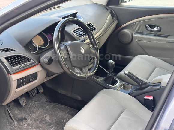 Sahibinden Renault Megane 1.6 Expression 2009 Model