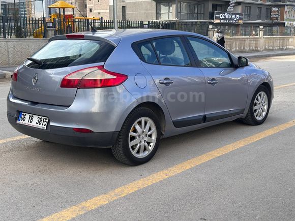 Sahibinden Renault Megane 1.6 Expression 2009 Model