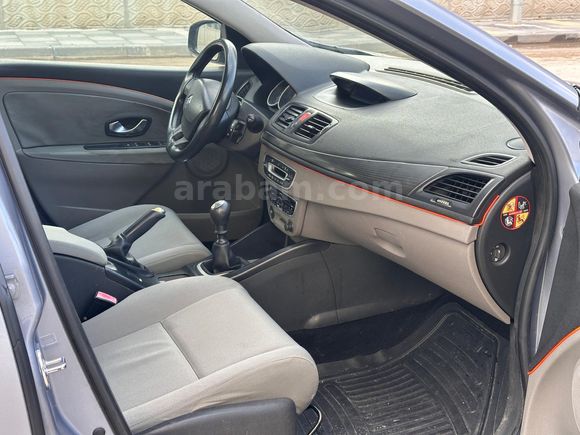Sahibinden Renault Megane 1.6 Expression 2009 Model
