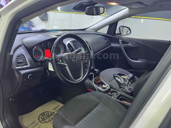 Sahibinden Opel Astra 1.4 T Enjoy Plus 2012 Model 