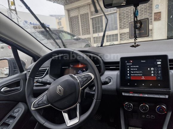 Sahibinden Renault Clio 1.0 TCe Evolution 2024 Model