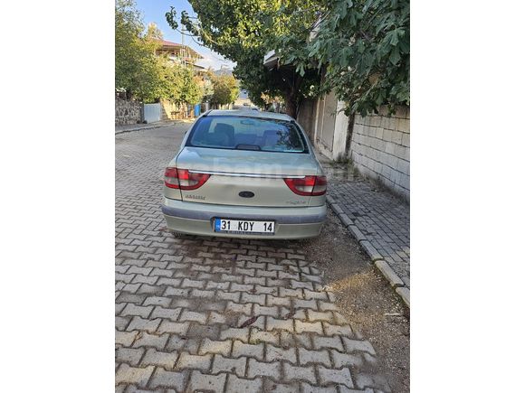Sahibinden Renault Megane 1.6 RXT 2000 Model  312.100 km Gri