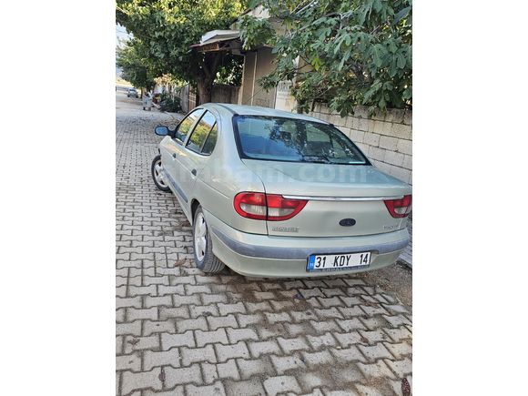 Sahibinden Renault Megane 1.6 RXT 2000 Model  312.100 km Gri