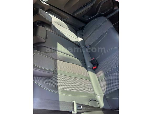 Sahibinden Peugeot 2008 1.2 PureTech GT 2025 Model 