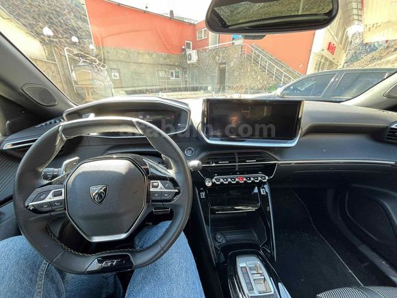 Sahibinden Peugeot 2008 1.2 PureTech GT 2025 Model 