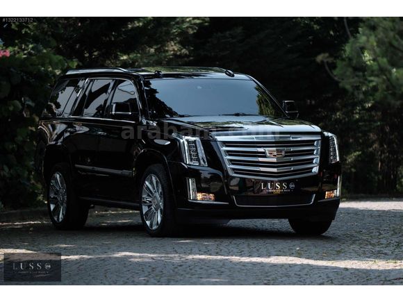 LUSSO GARAJ'dan SIRADIŞINI SEVENLERE CADILLAC ESCALADEE 6.2 V8