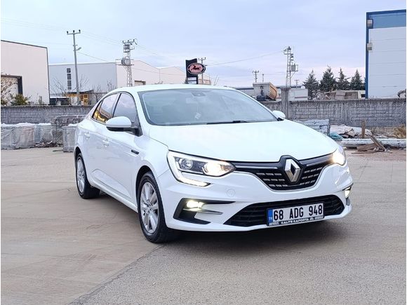 Sahibinden Renault Megane 1.3 TCe Joy 2022 Model