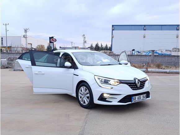 Sahibinden Renault Megane 1.3 TCe Joy 2022 Model