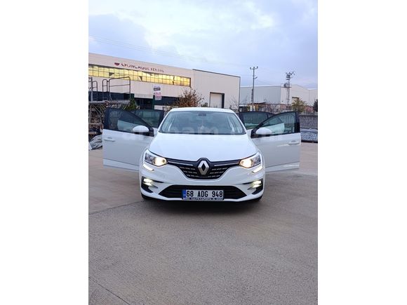Sahibinden Renault Megane 1.3 TCe Joy 2022 Model