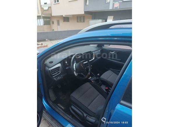 Sahibinden Kia Stonic 1.25 MPI Cool 2023 Model 