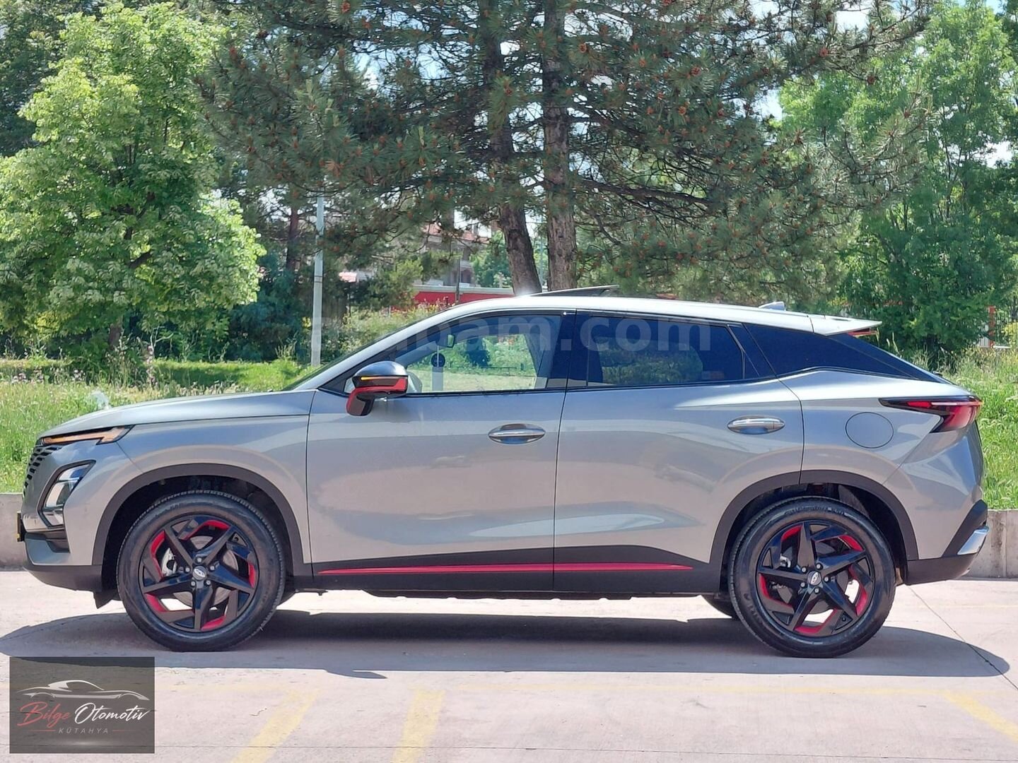 Galeriden Chery Omoda 5 1.6 T-GDI Excellent 2023 Model Kütahya 17.000 km Gri 3