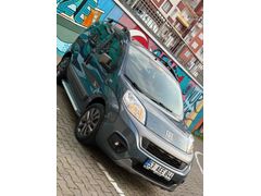 Sahibinden Fiat Fiorino Combi 1.3 Multijet Premio 2023 Model