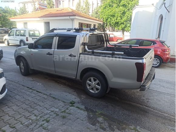2013 ISUZU DMAX 2.5 TDİ LİMİTED 4*2 ORJİNAL