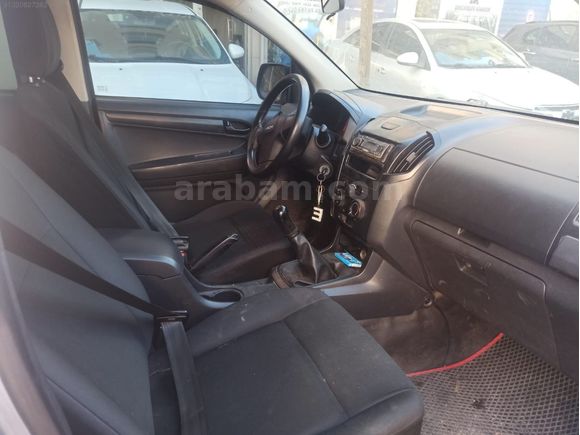 2013 ISUZU DMAX 2.5 TDİ LİMİTED 4*2 ORJİNAL