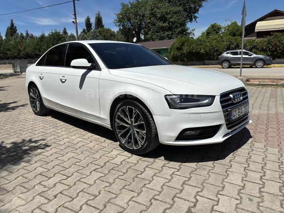 Sahibinden Audi A4 Sedan 2.0 TDI 150HP 2014 Model 