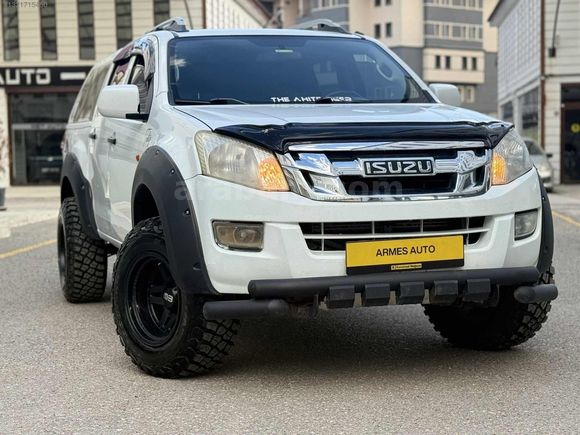 ARMES AUTO'DAN EXTRALI OFROAD YAPILI D-MAX 4*4