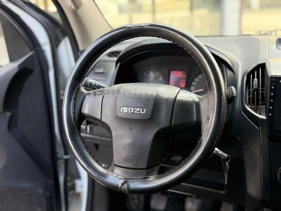 ARMES AUTO'DAN EXTRALI OFROAD YAPILI D-MAX 4*4