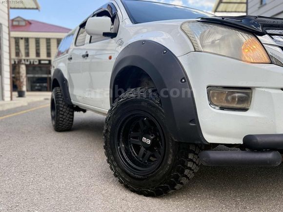 ARMES AUTO'DAN EXTRALI OFROAD YAPILI D-MAX 4*4
