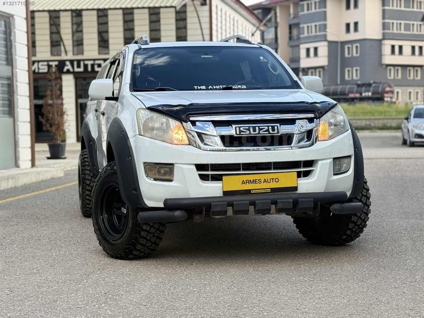 Galeriden Isuzu D-Max 2.5 4x4 LTD 2014 Model Erzurum 325.000 km Beyaz 1