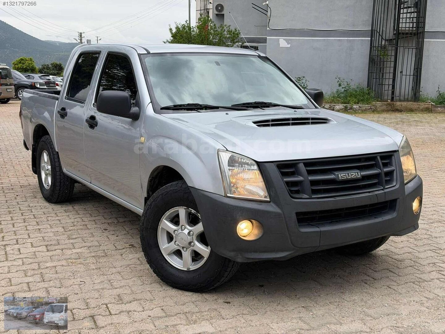 UĞUR OTO'DAN KARTA TAKSİT 2009 MODEL 381.030 KM'DE İSUZU D MAX 1