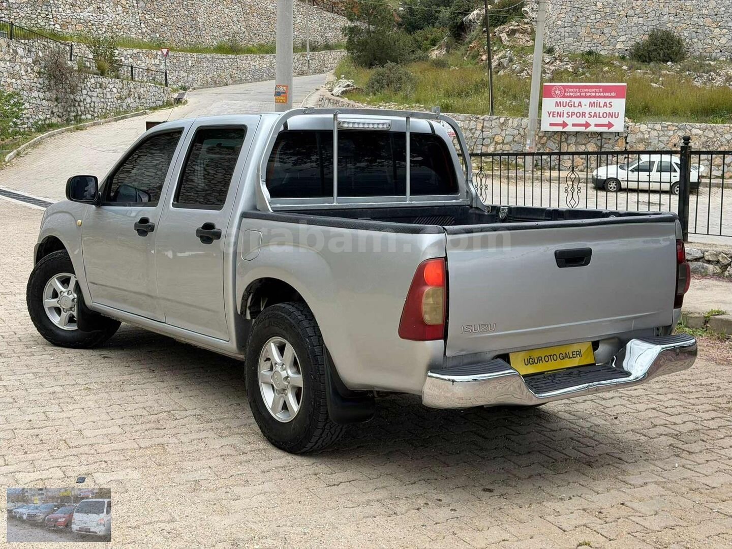 UĞUR OTO'DAN KARTA TAKSİT 2009 MODEL 381.030 KM'DE İSUZU D MAX 6